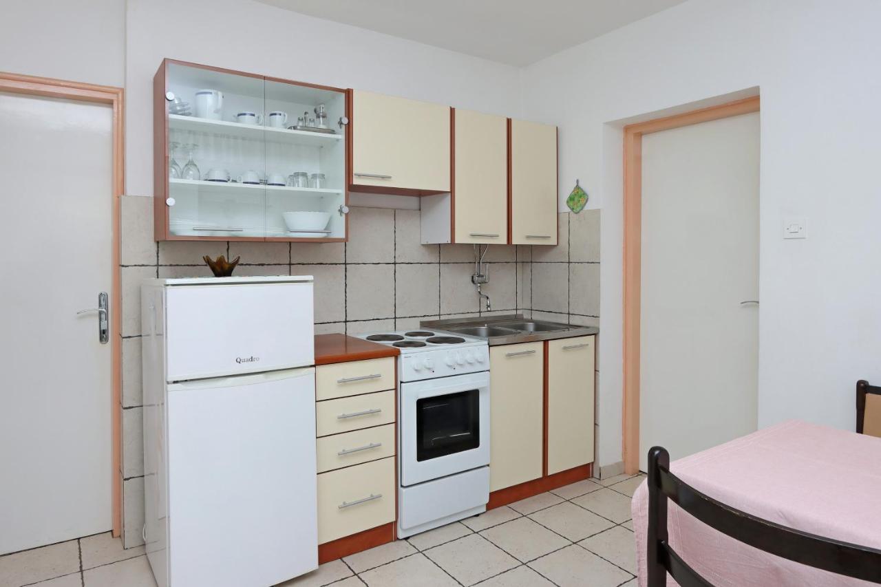 Apartments With A Parking Space Crikvenica - 12592 Kültér fotó
