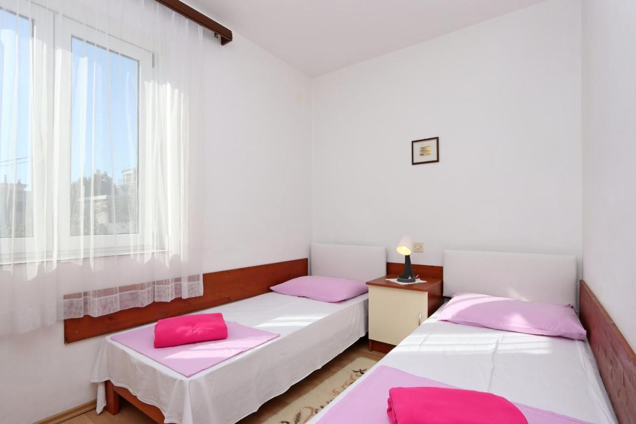 Apartments With A Parking Space Crikvenica - 12592 Kültér fotó